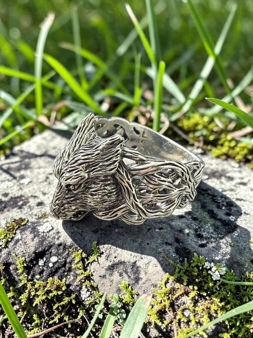 Vintage Men's Wolf Head Motif Ring Sterling Silver